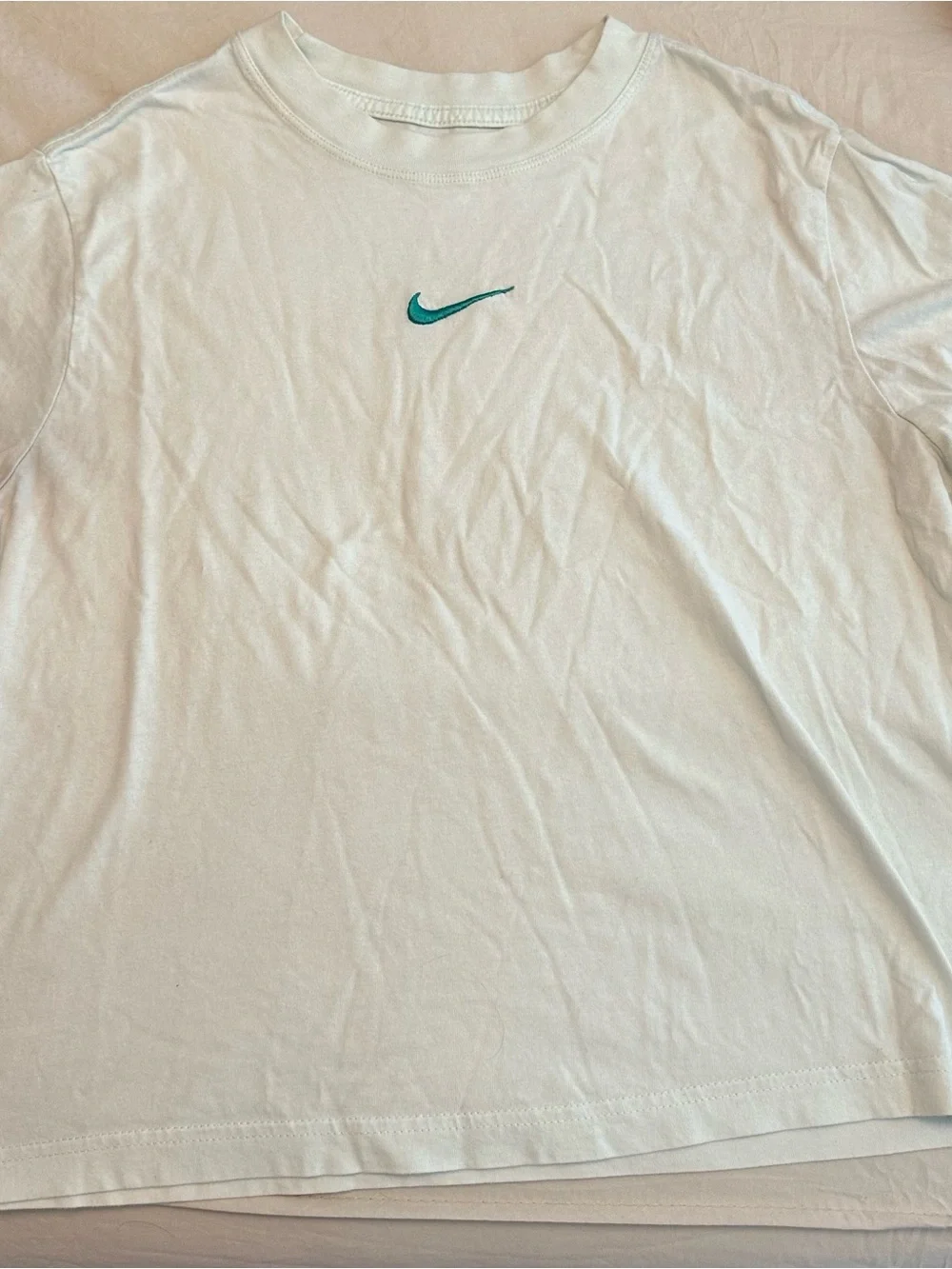 Nike Light Green Crewneck Cropped T-Shirt with Teal Swoosh - Child XL